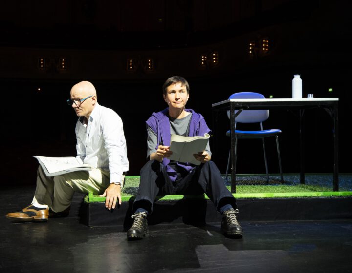 Szenenfoto "Zwischen Welten" mit Amadeus Gollner und Ariadne Papst © Marlies Kross